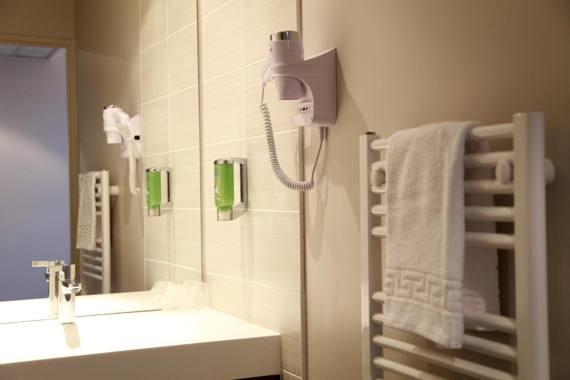 Brit Hotel Vannes-Theix المظهر الخارجي الصورة
